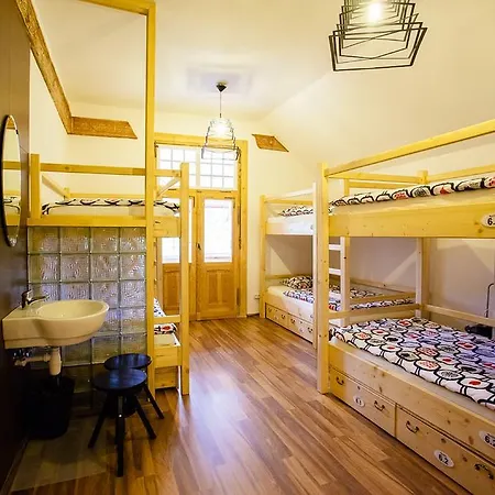 Hotel Krokus *